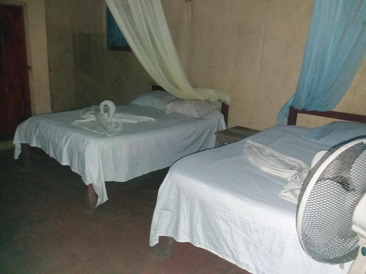 Hostal La Gloria Merida Bagian luar foto
